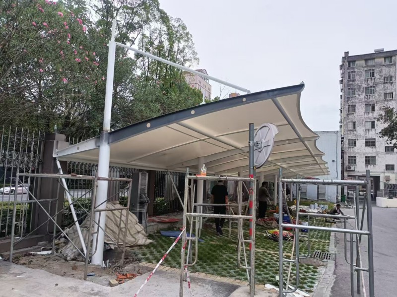 六合区推拉雨棚定制厂家,仓库通道、卸货区移动伸缩棚搭建-1